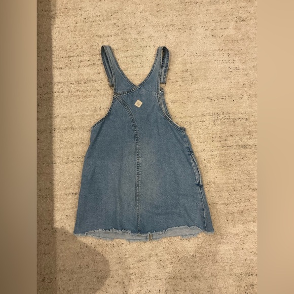 Zara Jean Dress - Picture 2 of 3
